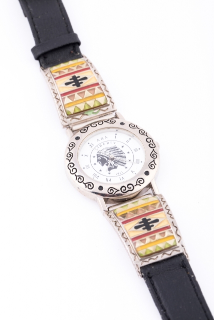 Herrenuhr, Uhrtips mit buntem Mosaik-Ornament, Lederarmband